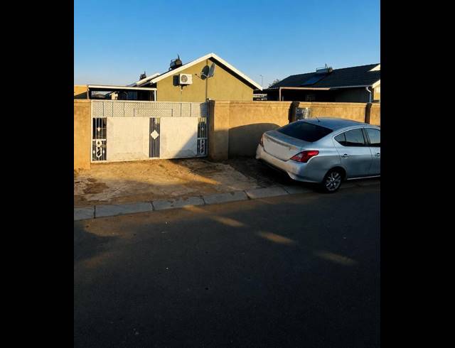 2 BEDROOM HOUSE FOR SALE IN WINDMILL PARK
